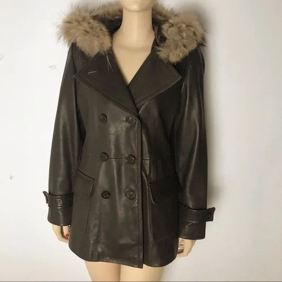 Gallery Genuine Leather Coat with Fur Trim small - Picture 6 of 8